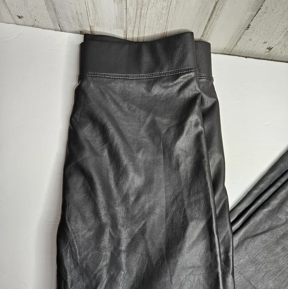 CI Sono Black Faux Leather Leggings Stretch Vegan Leather NWOT Ladies Size XL - Picture 10 of 11